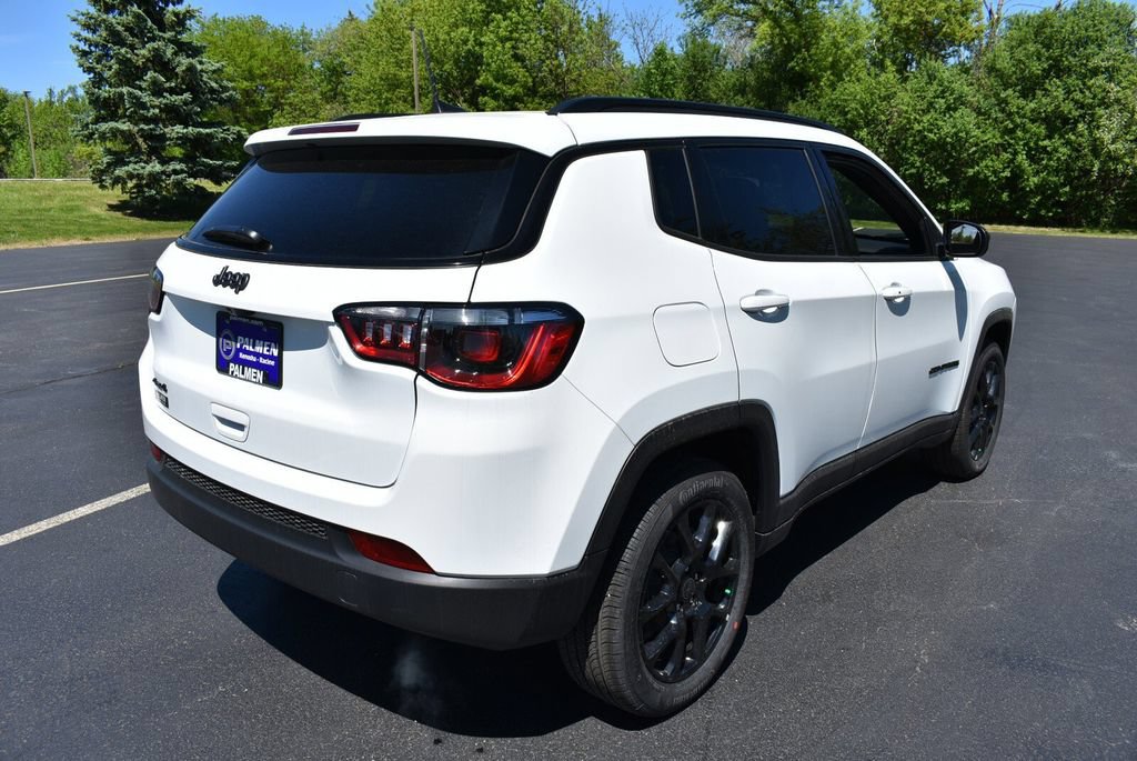 New 2026 Jeep Compass Latitude AWD/4WD image 4