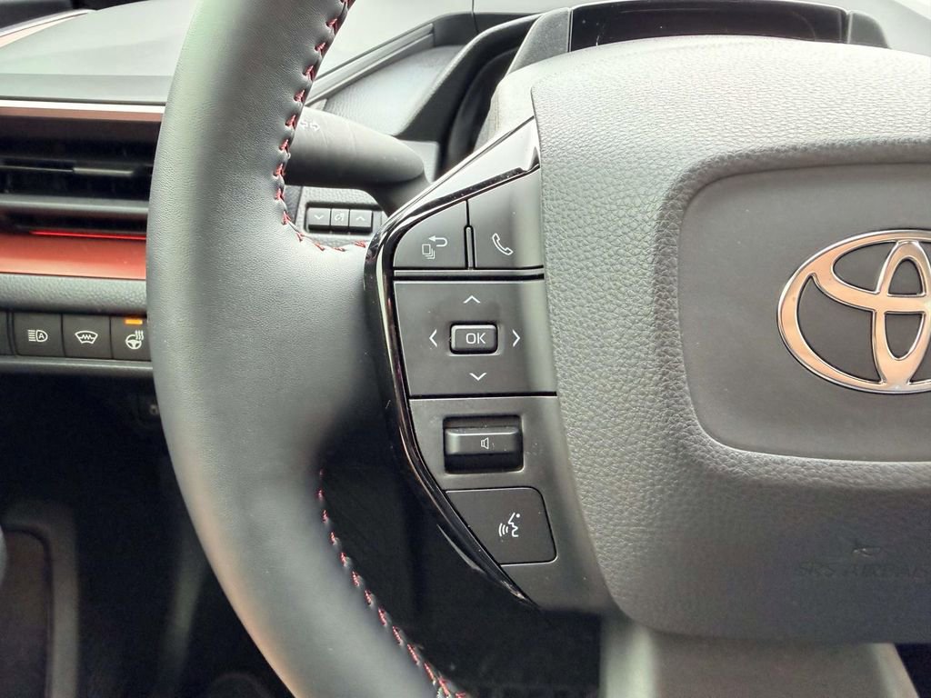 Used 2024 Toyota Prius Prime image 8