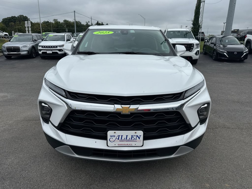 Used 2025 Chevrolet Blazer LT AWD/4WD image 16