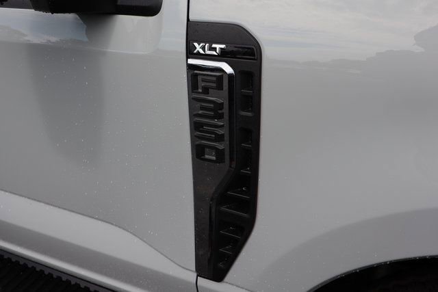New 2025 Ford F350 XLT AWD/4WD image 18