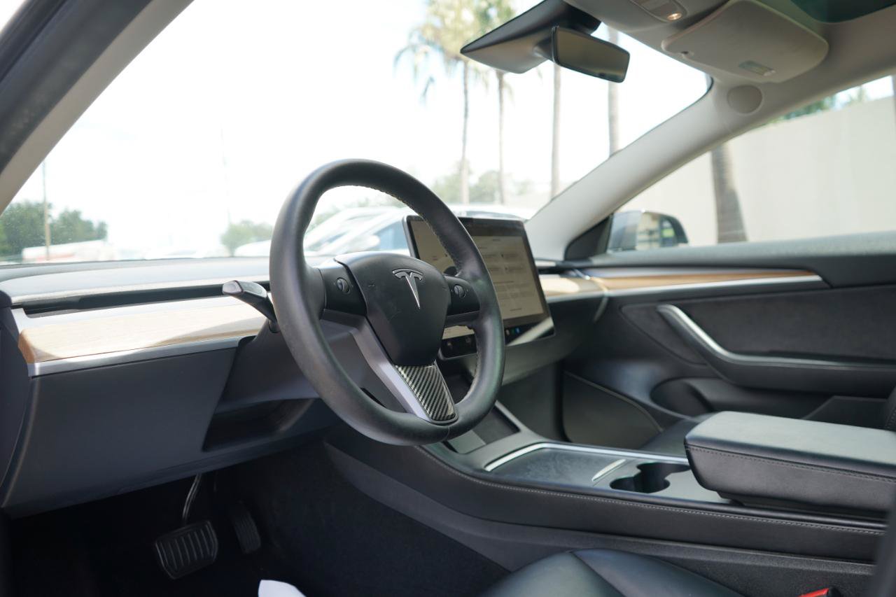 Used 2023 Tesla Model 3 Standard Range RWD image 10