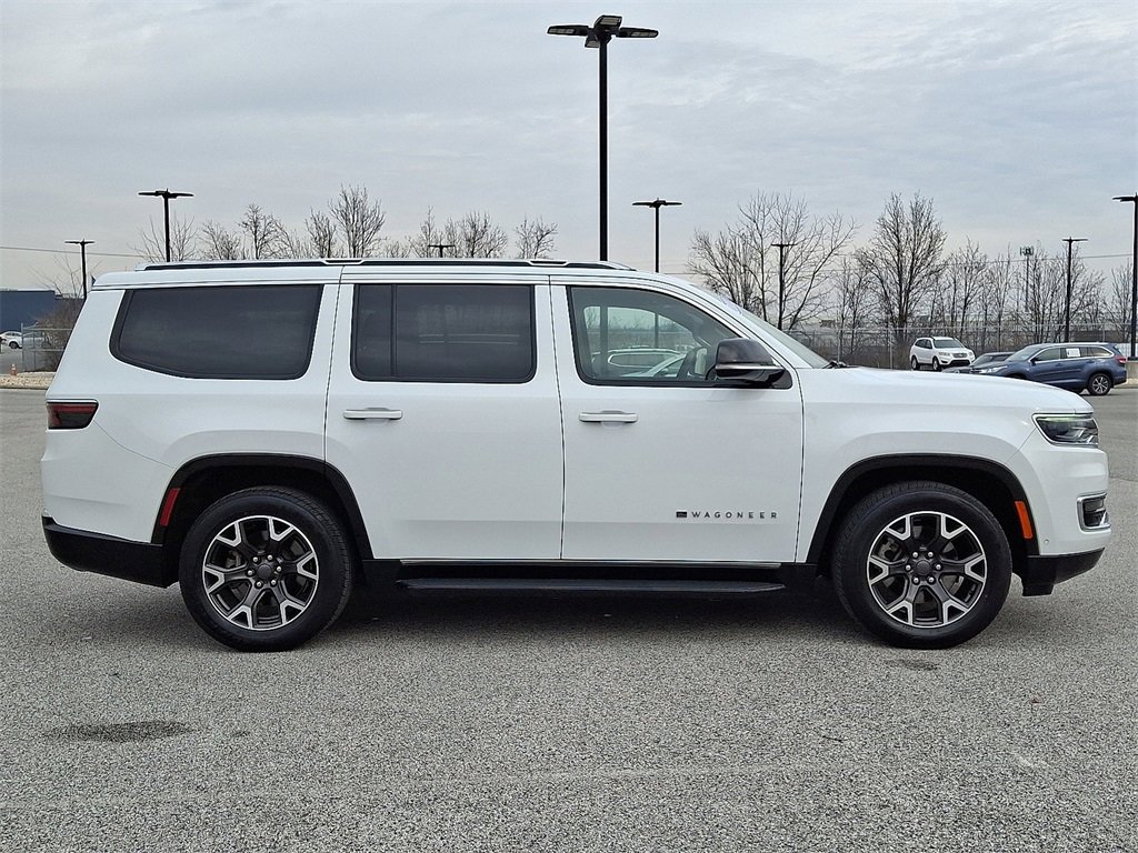 Used 2023 Jeep Wagoneer Series III w/ Preferred Equipment Group image 10