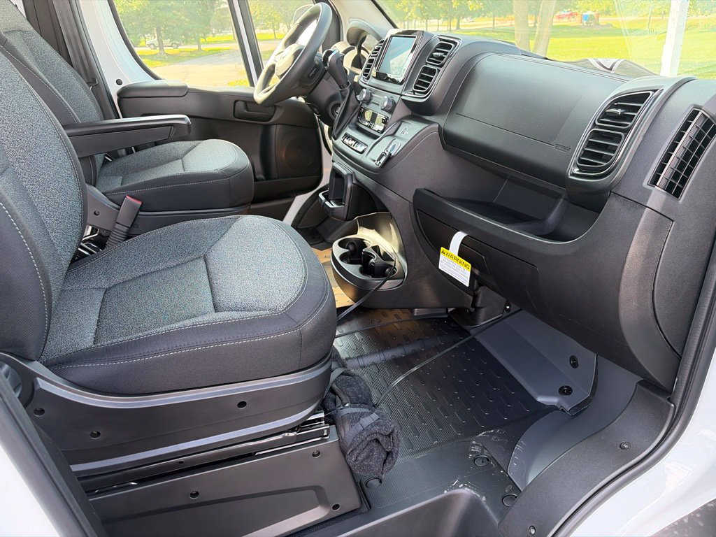 New 2026 RAM ProMaster 2500 w/ Convenience Group FWD image 18