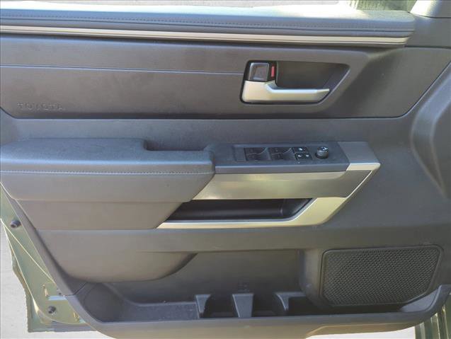 Used 2022 Toyota Tundra SR5 w/ SR5 Convenience Package image 5