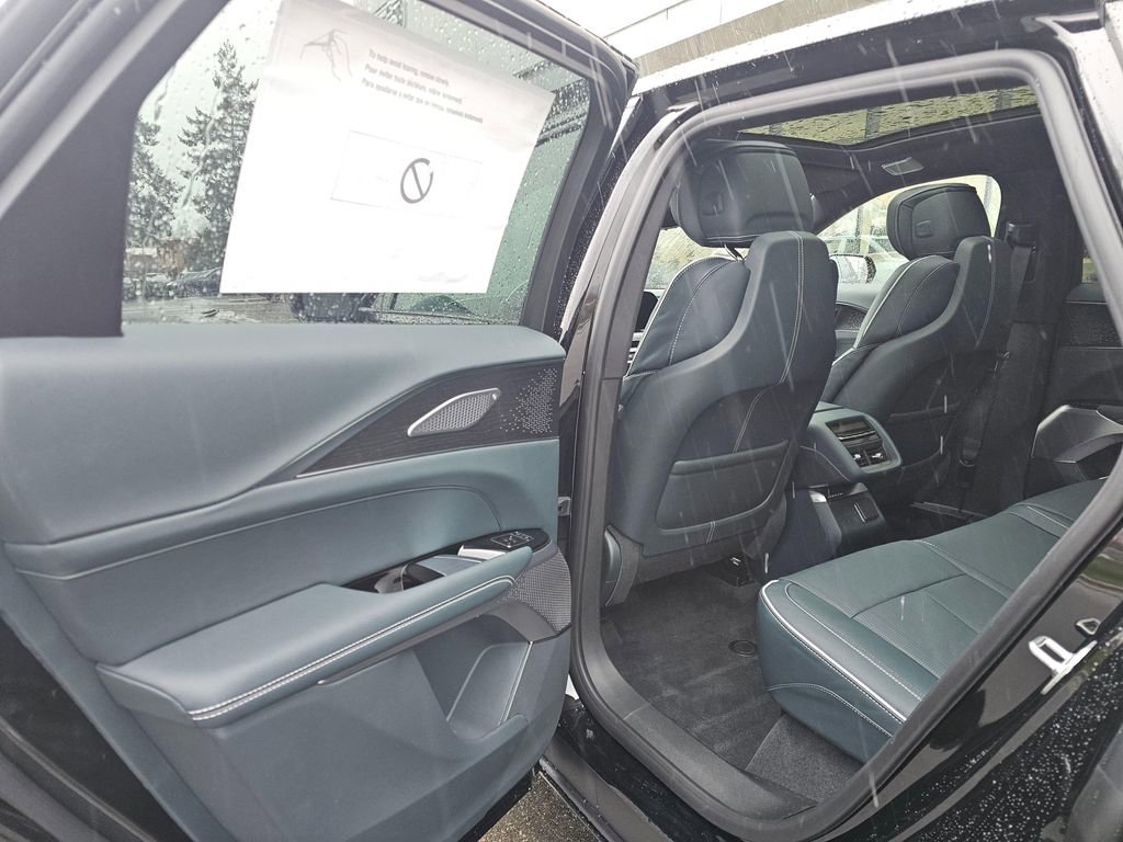 New 2026 Cadillac Lyriq Signature Sport w/ Nappa Leather Package image 16