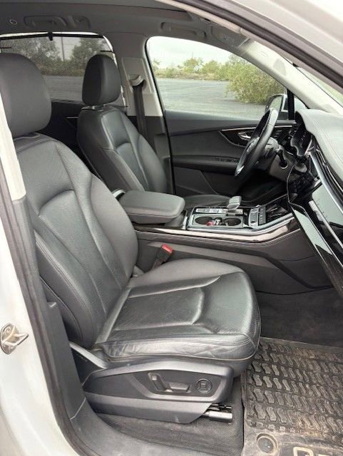 Used 2023 Audi Q7 3.0T Premium Plus AWD/4WD image 22