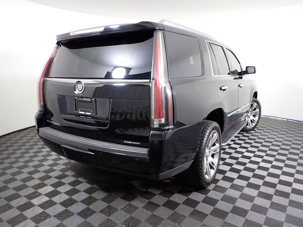 Used 2015 Cadillac Escalade Luxury AWD/4WD image 20