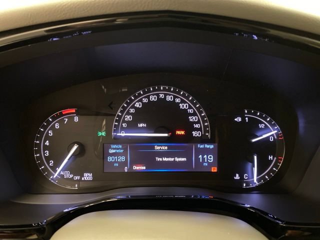 Used 2017 Cadillac XT5 Luxury w/ Driver Awareness Package AWD/4WD image 9