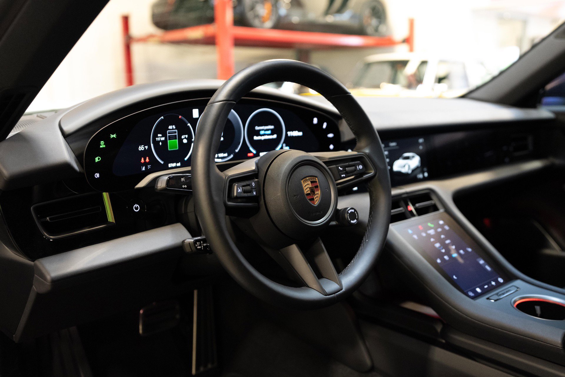 Used 2025 Porsche Taycan RWD image 66