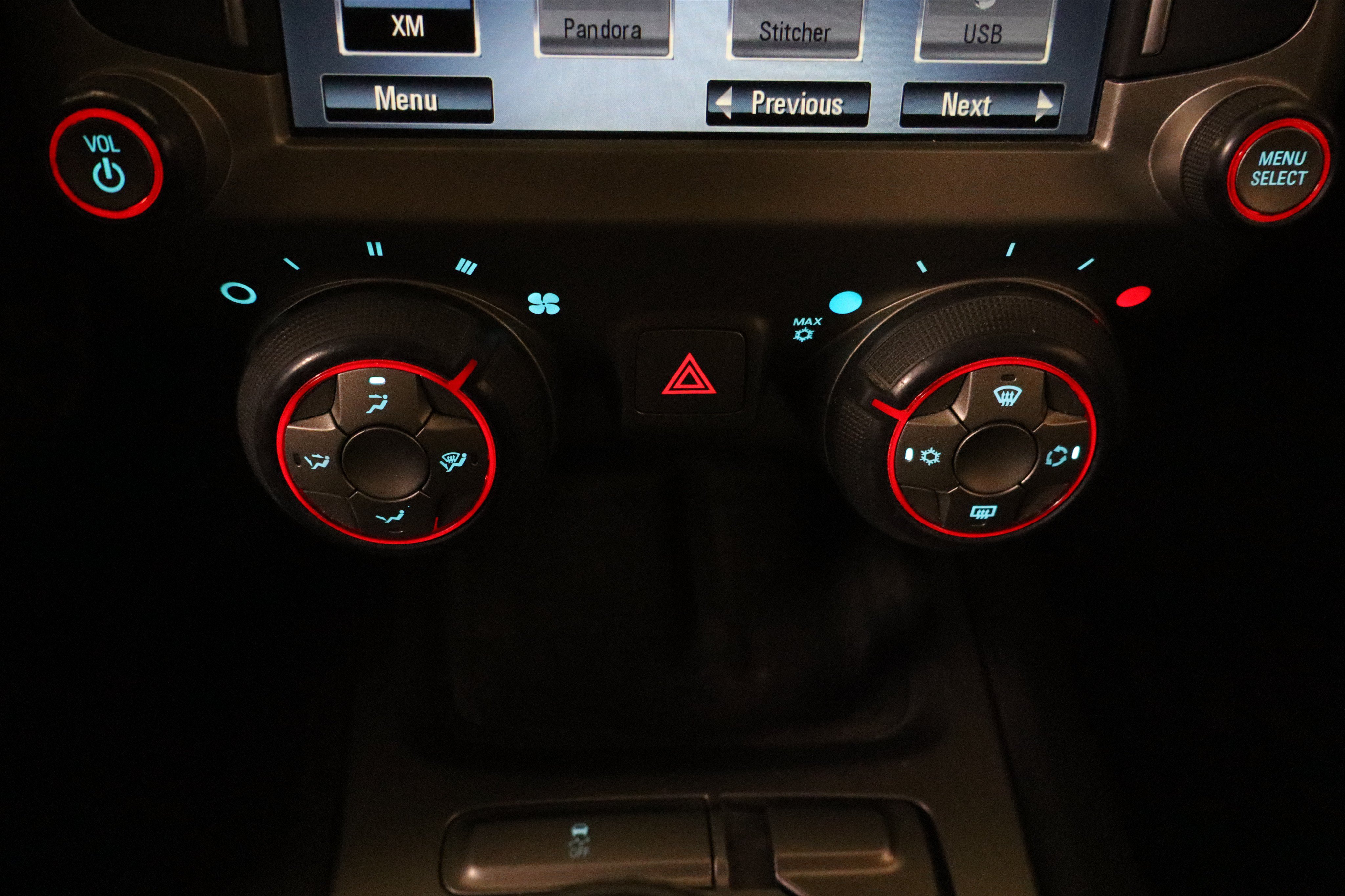 Used 2014 Chevrolet Camaro SS RWD image 25