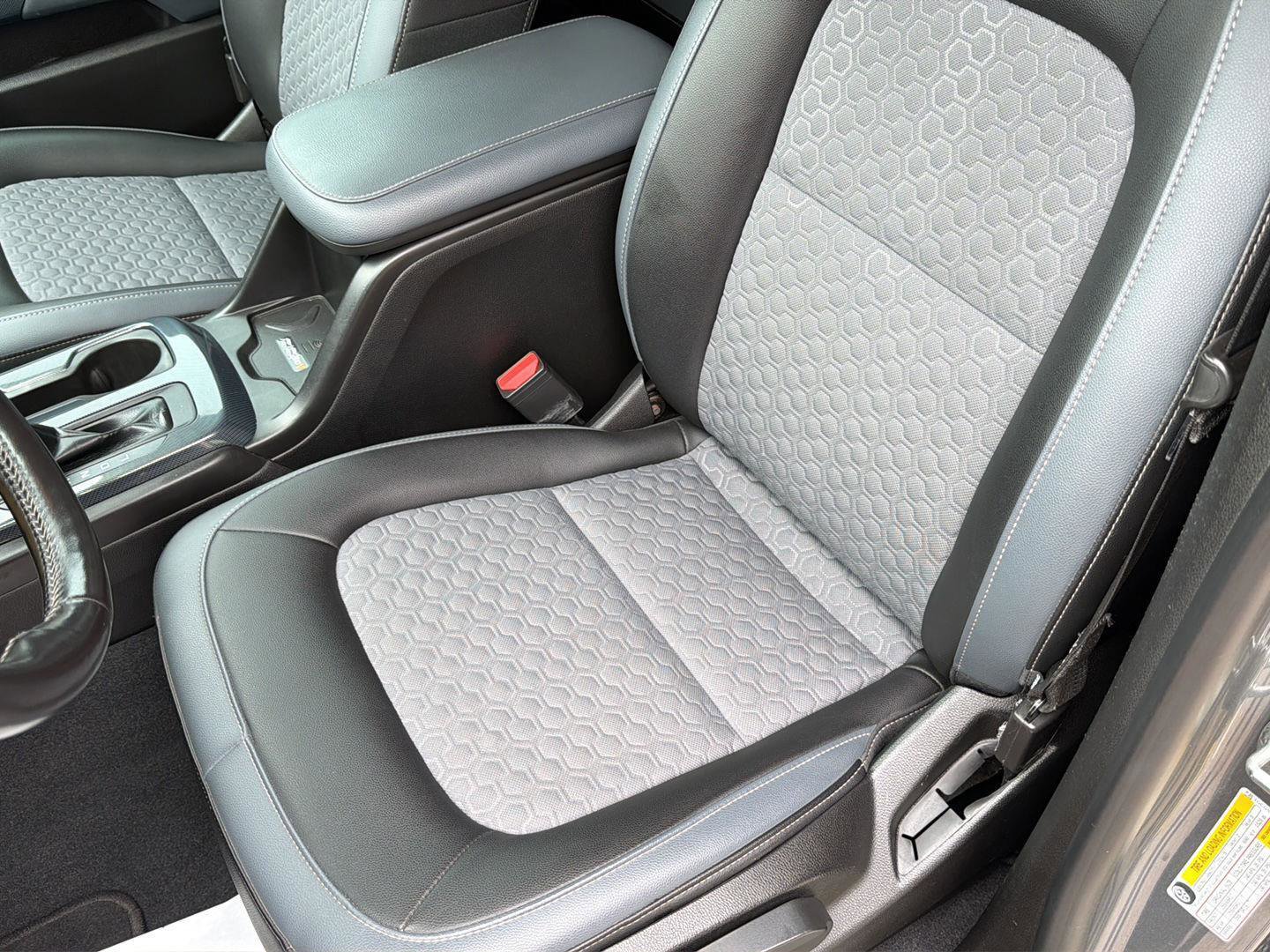 Used 2019 Chevrolet Colorado Z71 RWD image 13