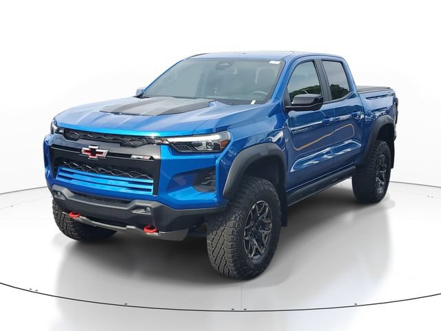 Certified 2024 Chevrolet Colorado ZR2 w/ Technology Package AWD/4WD image 2