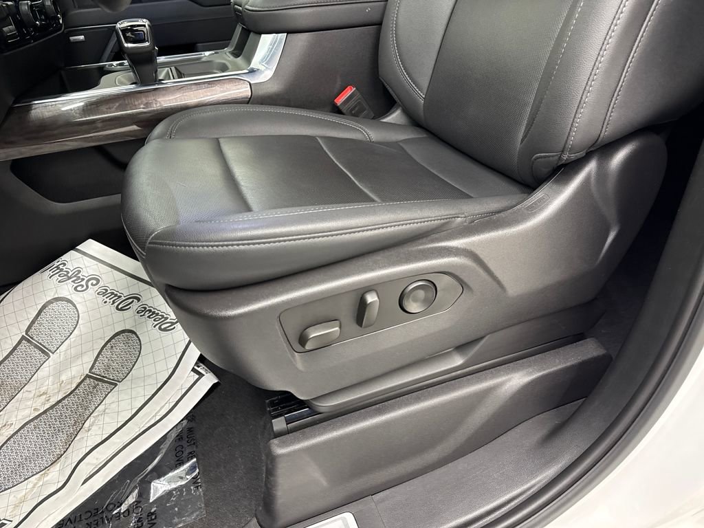 Used 2024 Chevrolet Silverado 1500 LTZ w/ LTZ Premium Package image 12