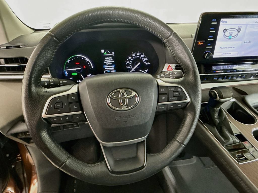 Used 2022 Toyota Sienna XLE FWD image 11