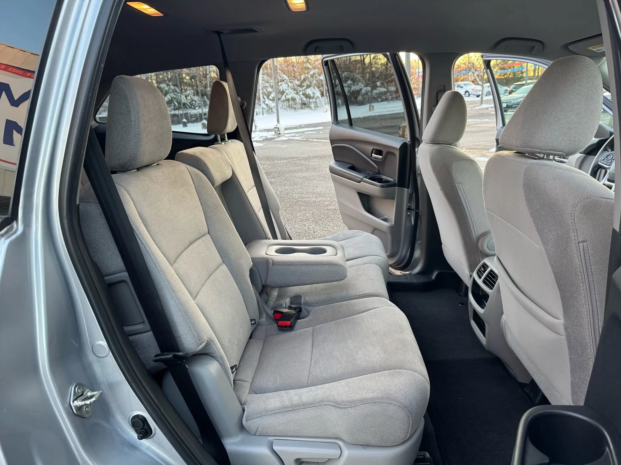 Used 2019 Honda Pilot LX image 17
