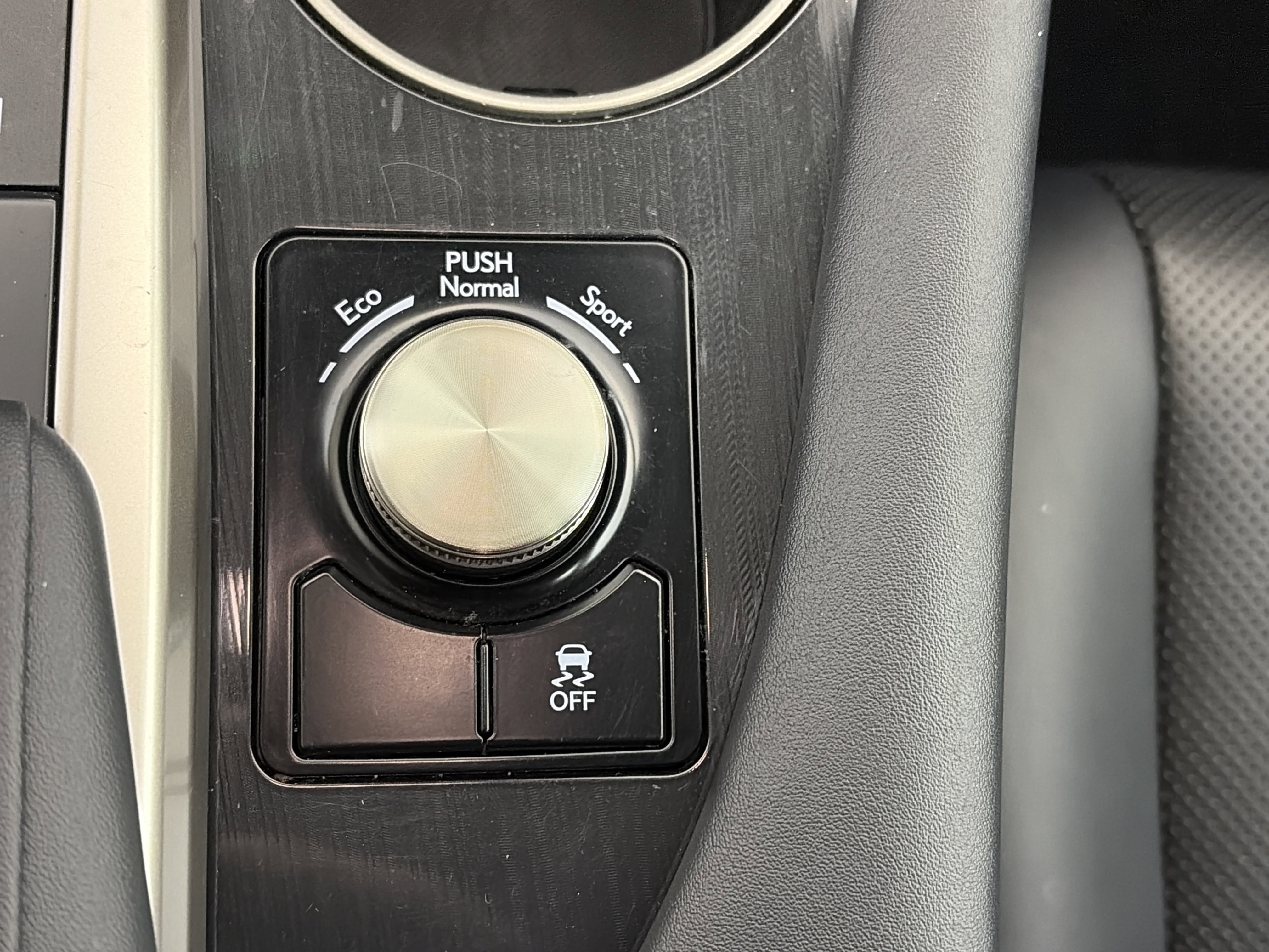 Used 2020 Lexus RX 350 FWD w/ Accessory Package image 25