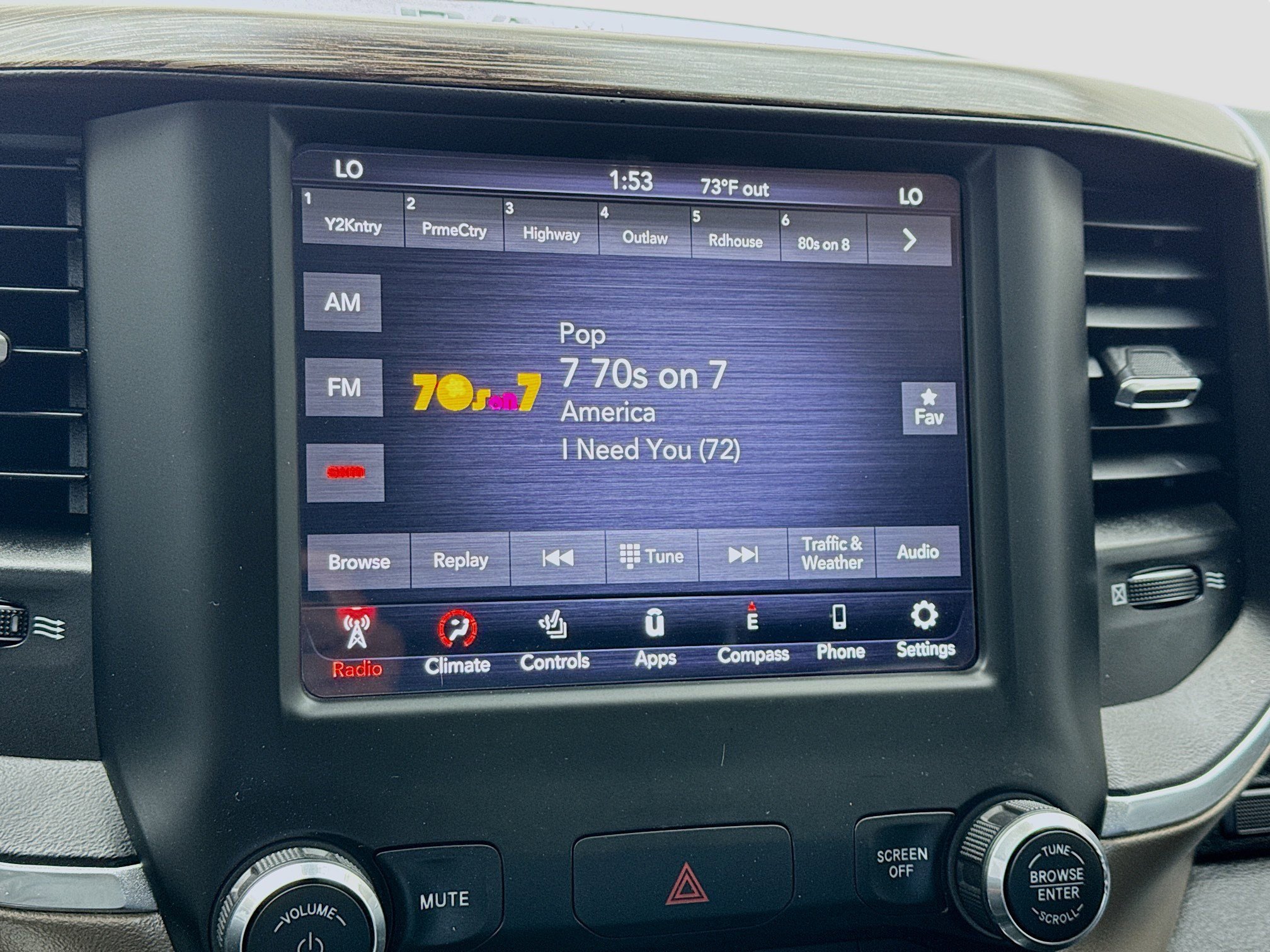 Used 2020 RAM 1500 Laramie w/ Off Road Group image 11