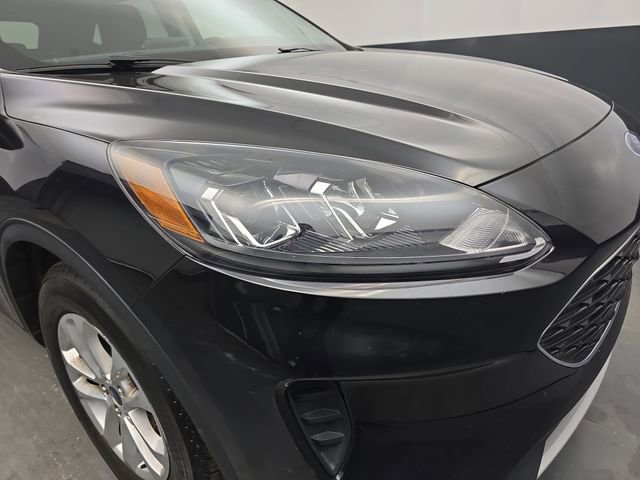 Used 2022 Ford Escape SE image 13