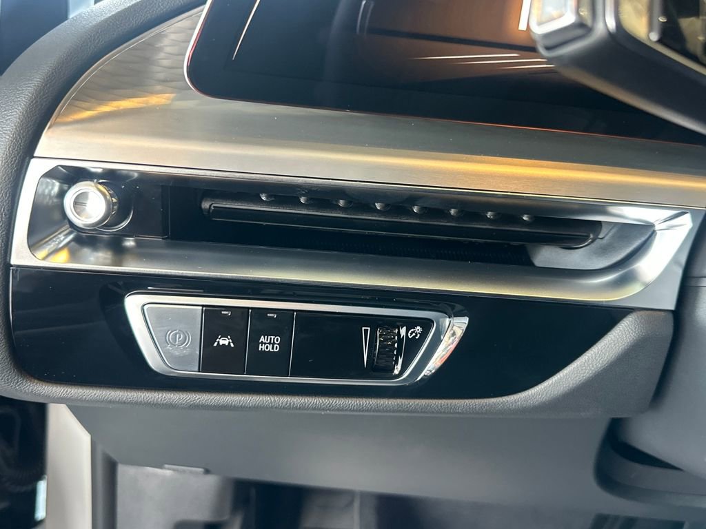 New 2026 Cadillac Lyriq Premium Luxury image 14