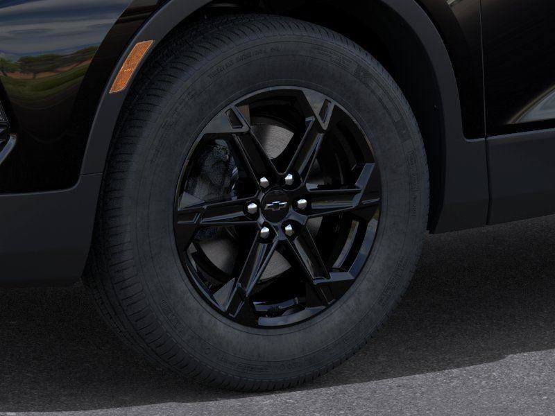 New 2026 Chevrolet Blazer LT w/ Convenience Package AWD/4WD image 9
