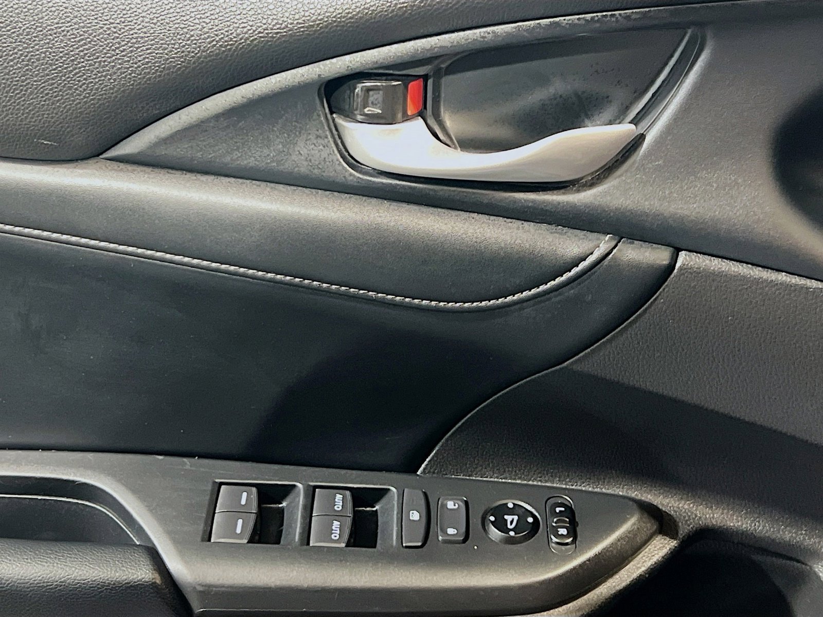 Used 2022 Honda Insight Touring image 14