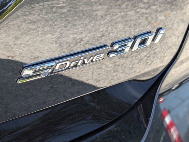 Used 2024 BMW X3 sDrive30i w/ Premium Package image 16