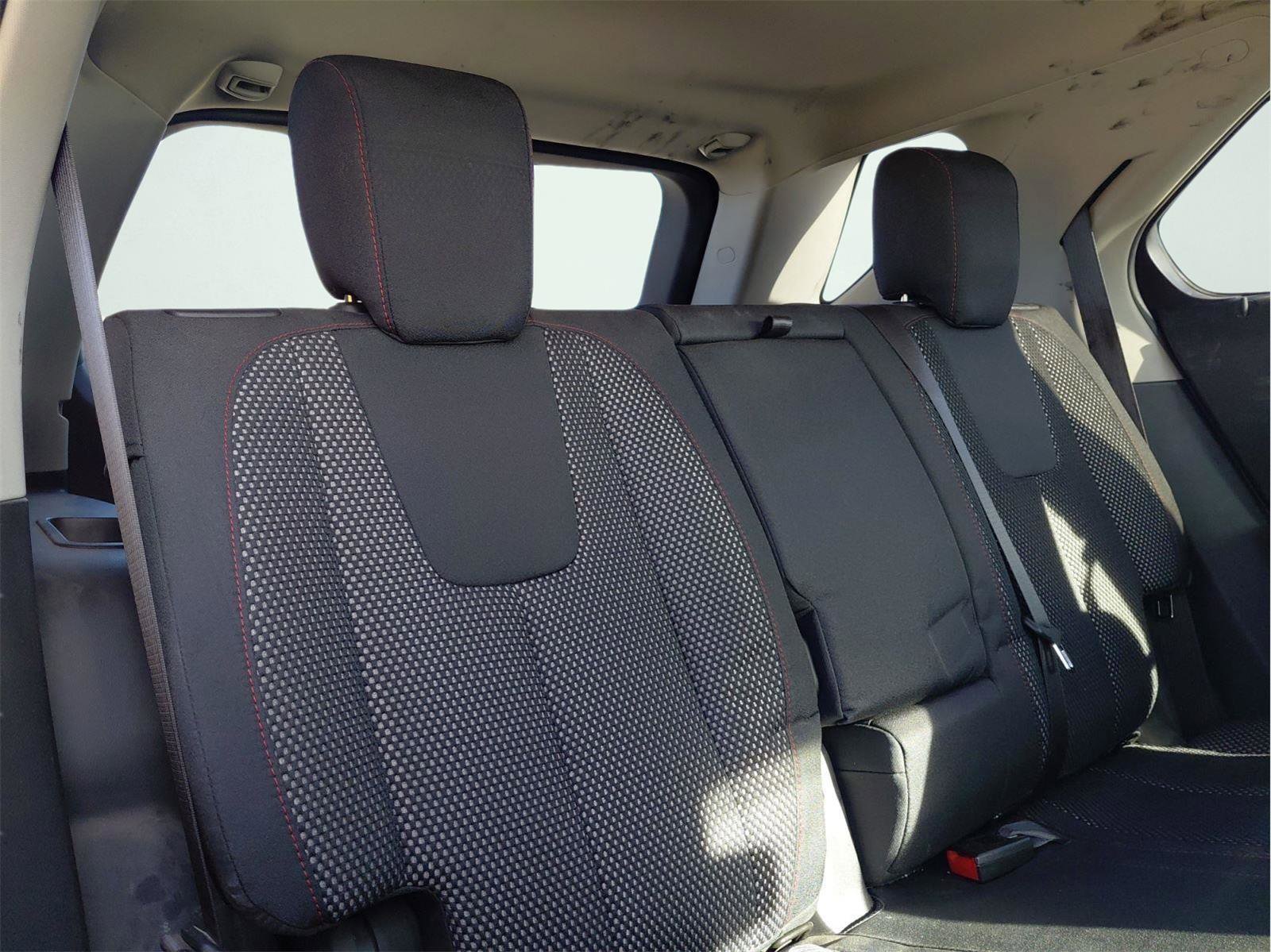 Used 2016 Chevrolet Equinox LT w/ Convenience Package image 19