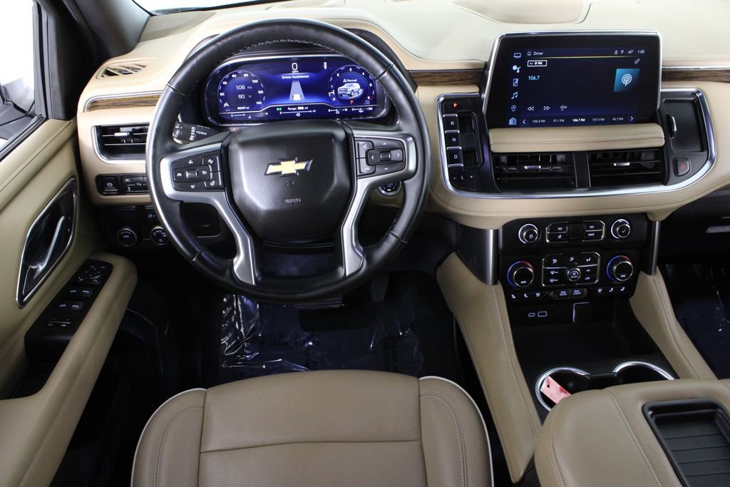 Used 2024 Chevrolet Suburban Premier image 6