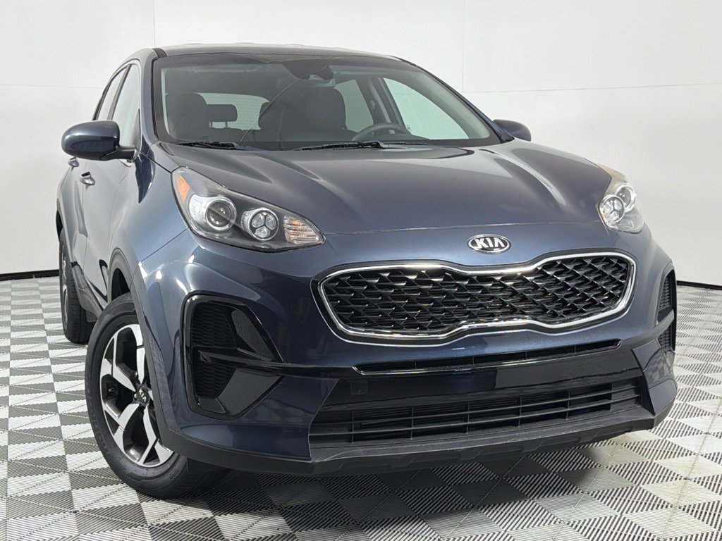 Used 2021 Kia Sportage LX image 2