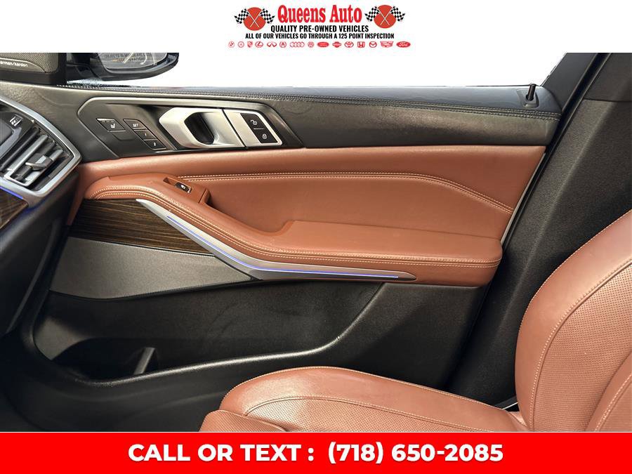 Used 2019 BMW X5 xDrive50i w/ M Sport Package image 26