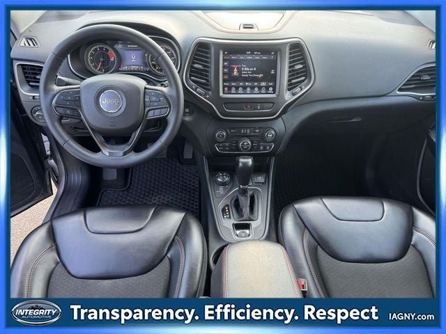 Used 2022 Jeep Cherokee Trailhawk w/ Comfort/Convenience Group AWD/4WD image 12