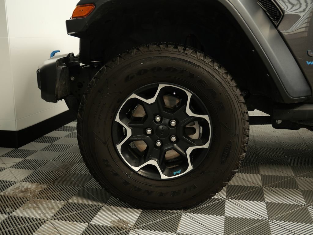Used 2022 Jeep Wrangler Unlimited Rubicon 4xe w/ Cold Weather Group image 7