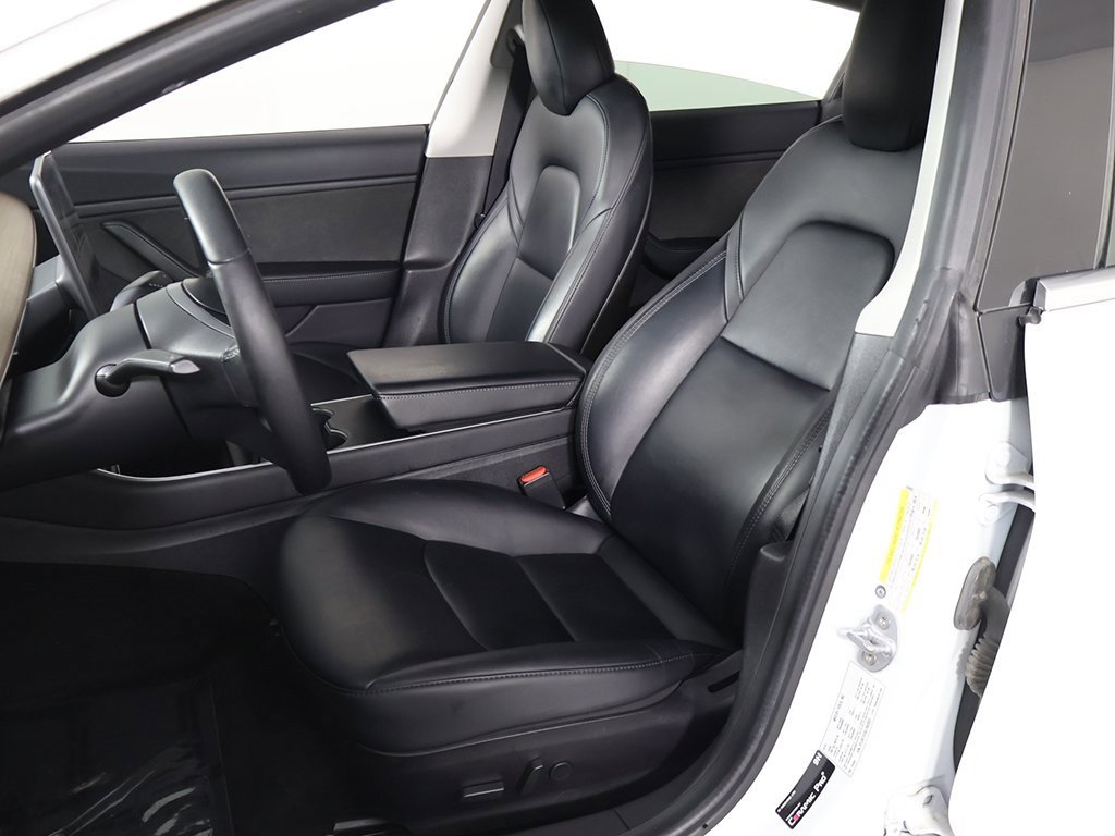 Used 2020 Tesla Model 3 Performance image 27