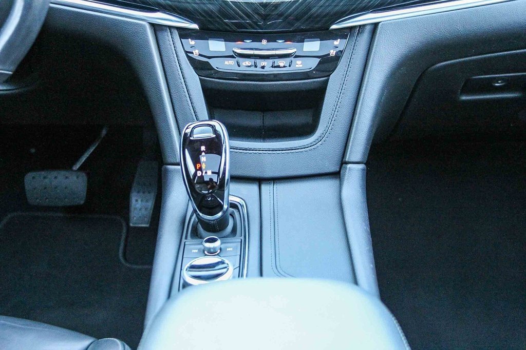 Certified 2023 Cadillac XT6 Premium Luxury image 14