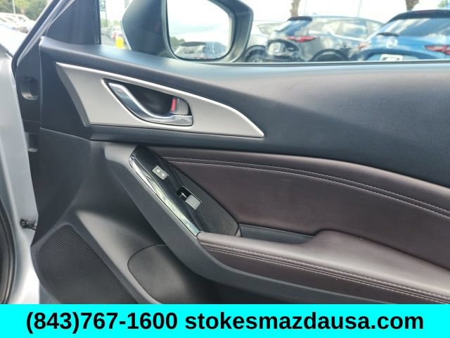 Used 2017 MAZDA MAZDA3 Touring FWD image 23
