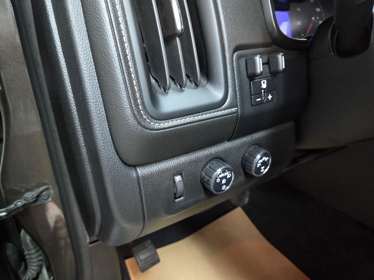 Used 2020 GMC Canyon Denali AWD/4WD image 33