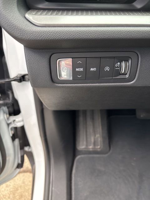New 2026 Chevrolet Traverse LT w/ Driver Confidence Package image 20