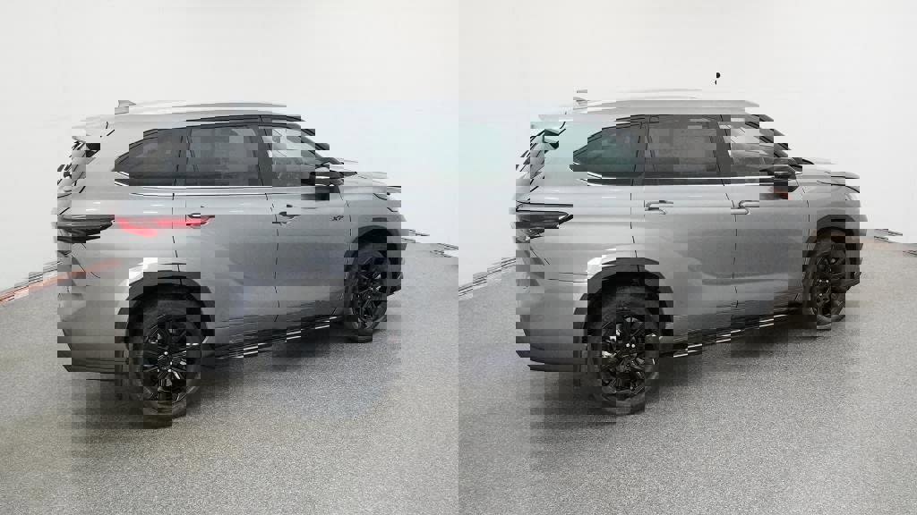 New 2026 Toyota Highlander XLE image 10