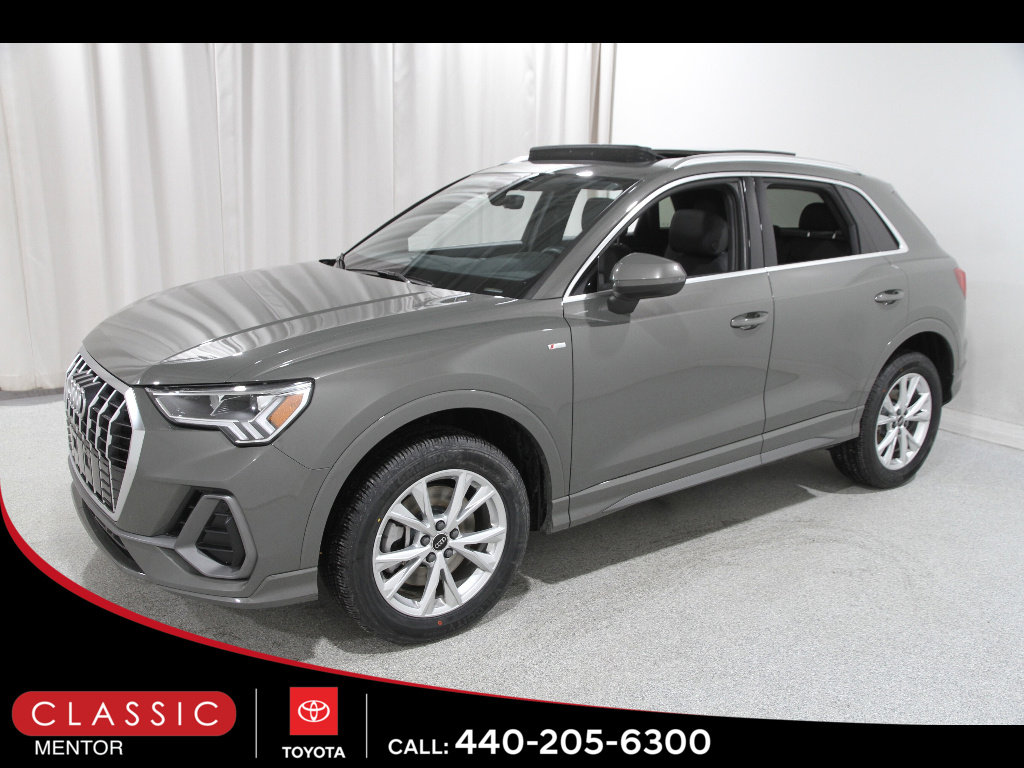 Used 2025 Audi Q3 2.0T Premium image 3