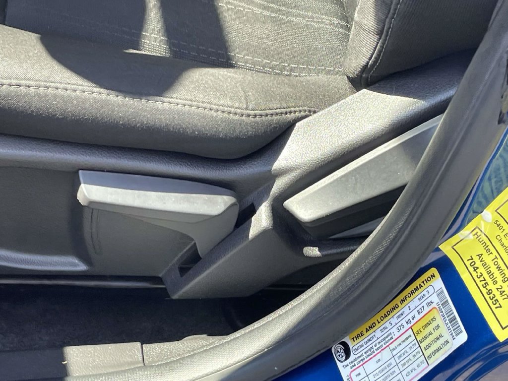 Used 2018 Ford Focus SE FWD image 17