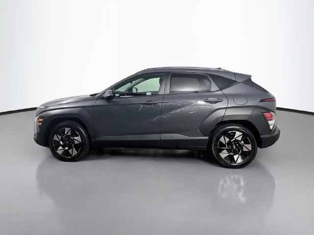 Used 2025 Hyundai Kona SEL FWD image 6