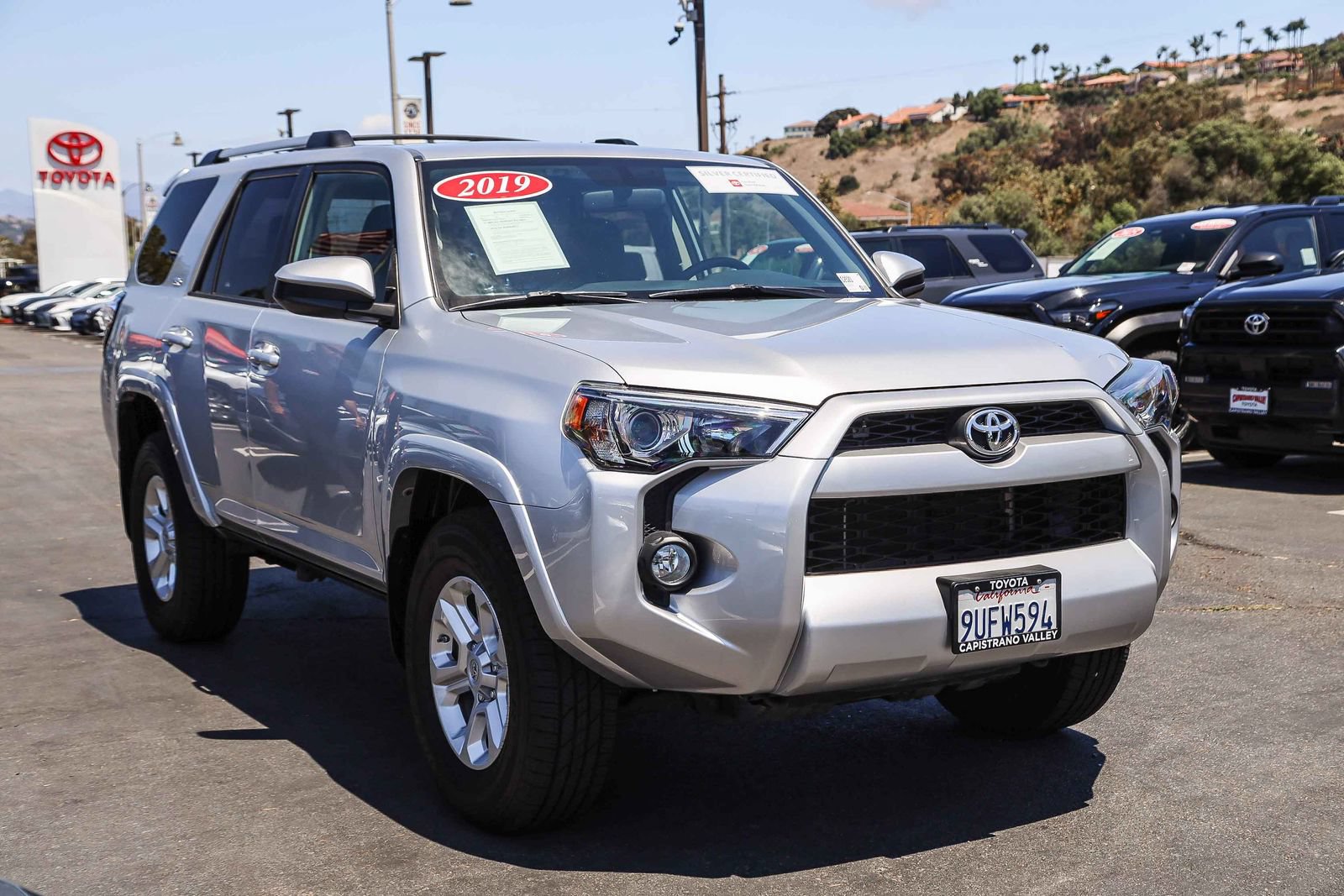 Certified 2019 Toyota 4Runner SR5 w/ Convenience Package RWD image 3