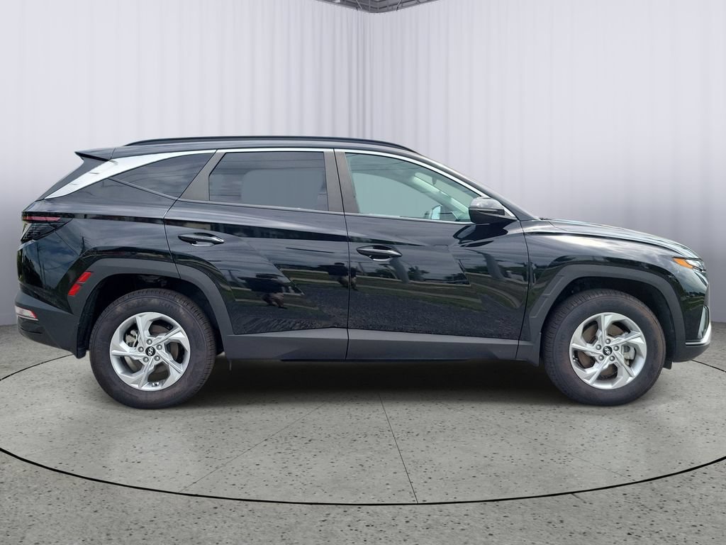 Used 2023 Hyundai Tucson SEL AWD/4WD image 3