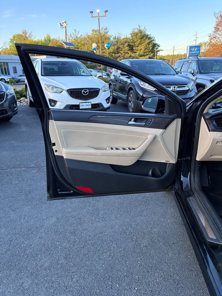 Used 2019 Hyundai Sonata Limited w/ Ultimate Package 04 FWD image 43