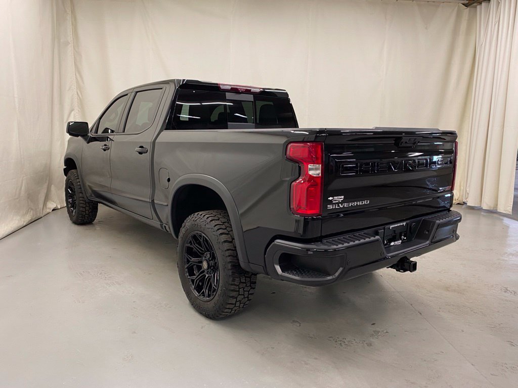 Used 2024 Chevrolet Silverado 1500 ZR2 w/ Technology Package AWD/4WD image 5