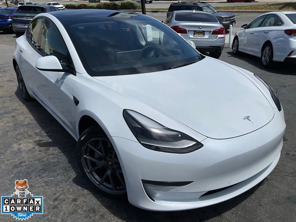 Used 2022 Tesla Model 3 Long Range AWD/4WD image 1