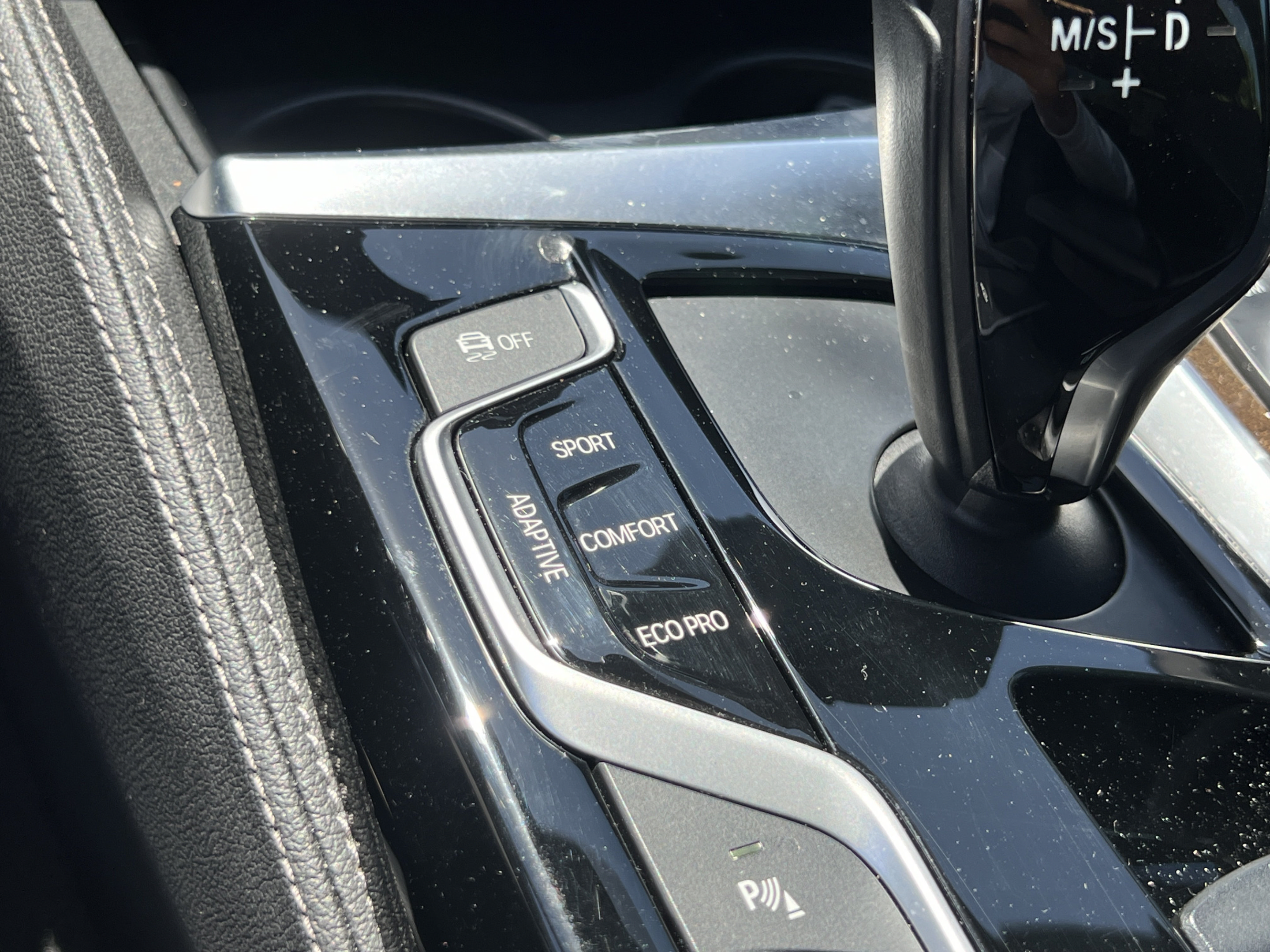 Used 2018 BMW M550i xDrive w/ Dynamic Handling Package AWD/4WD image 22