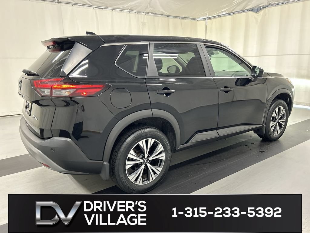 Used 2023 Nissan Rogue SV AWD/4WD image 2
