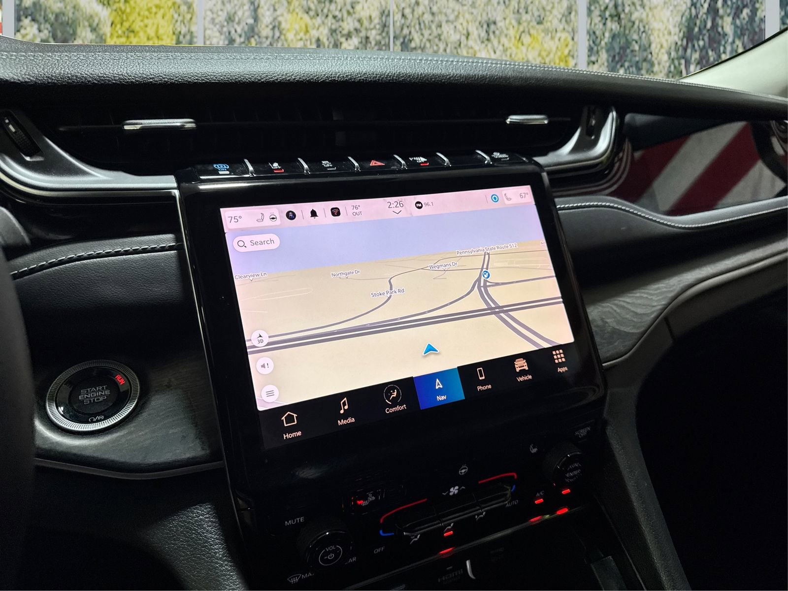 Used 2023 Jeep Grand Cherokee 4WD 4xe image 27