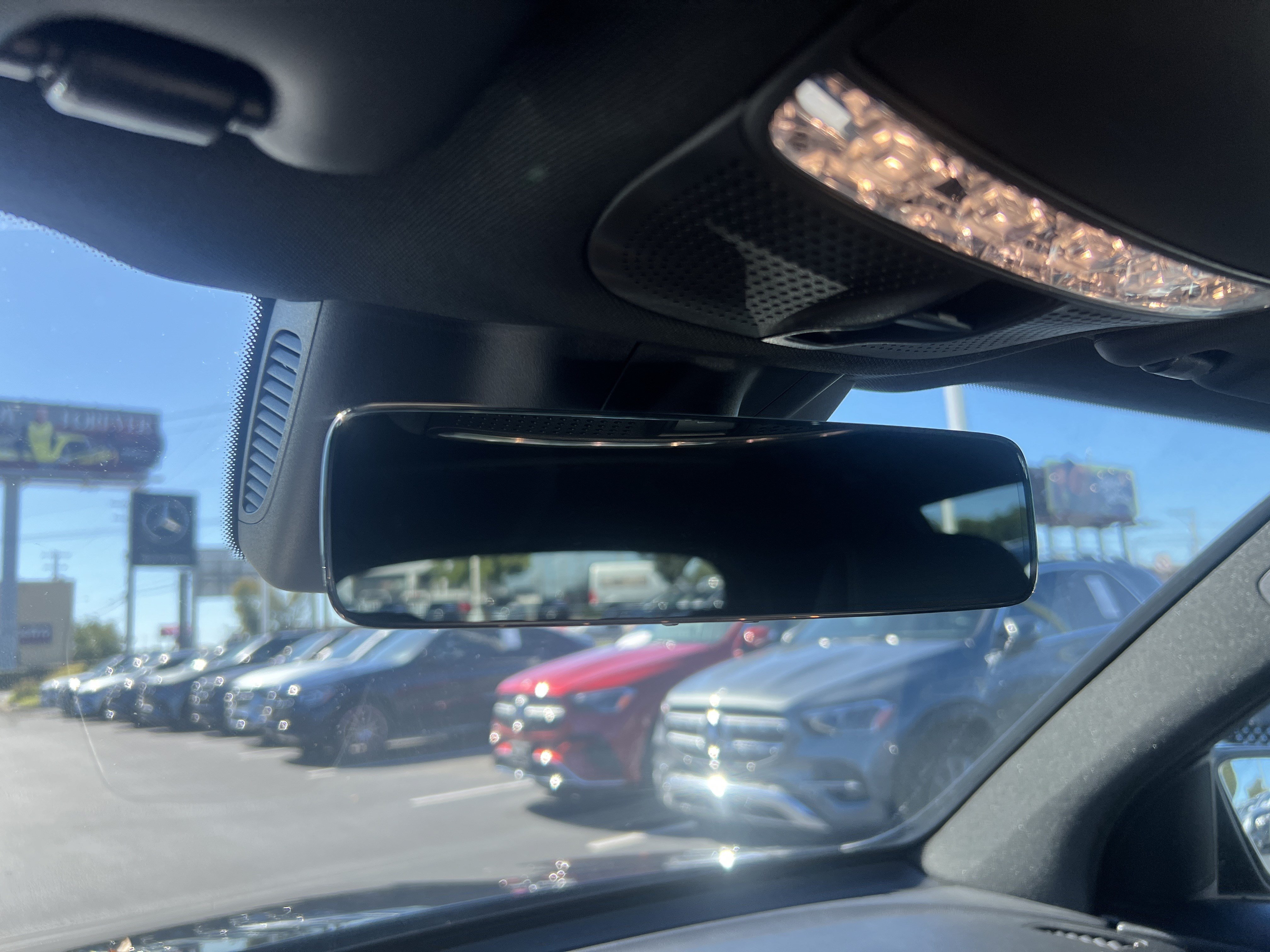 Used 2021 Mercedes-Benz GLC 300 4MATIC image 21